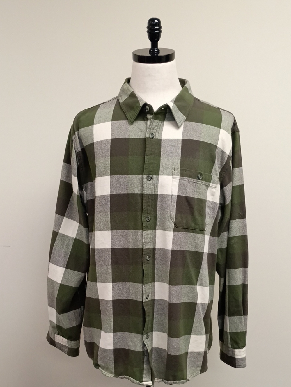 Magellan Outdoors Green White Plaid Button Down Shirt Size 2XL